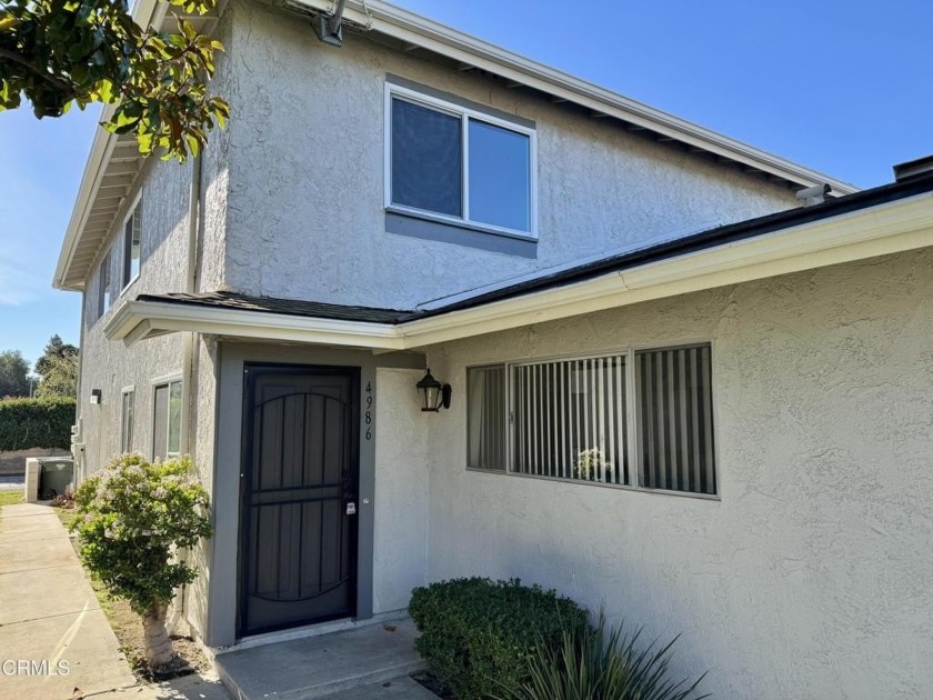 Come see this great 2 bedroom and 1 bath home conveniently - Beach Townhome/Townhouse for sale in Ventura, California on Beachhouse.com