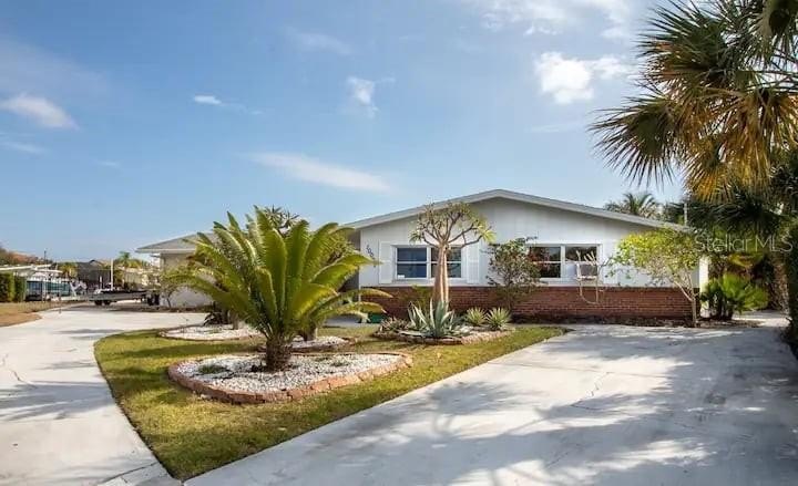 Charming 3-Bedroom Home with Stunning Water Views  Boat Lift!

 - Beach Home for sale in Bradenton, Florida on Beachhouse.com