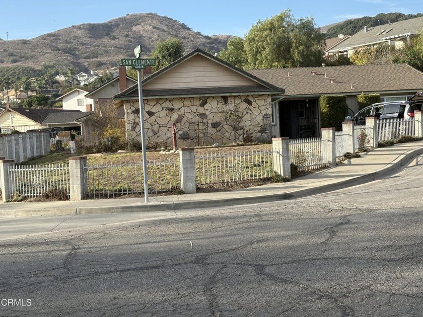 Nice, large, corner family home located in a culdesac. Beautiful - Beach Home for sale in Santa Paula, California on Beachhouse.com