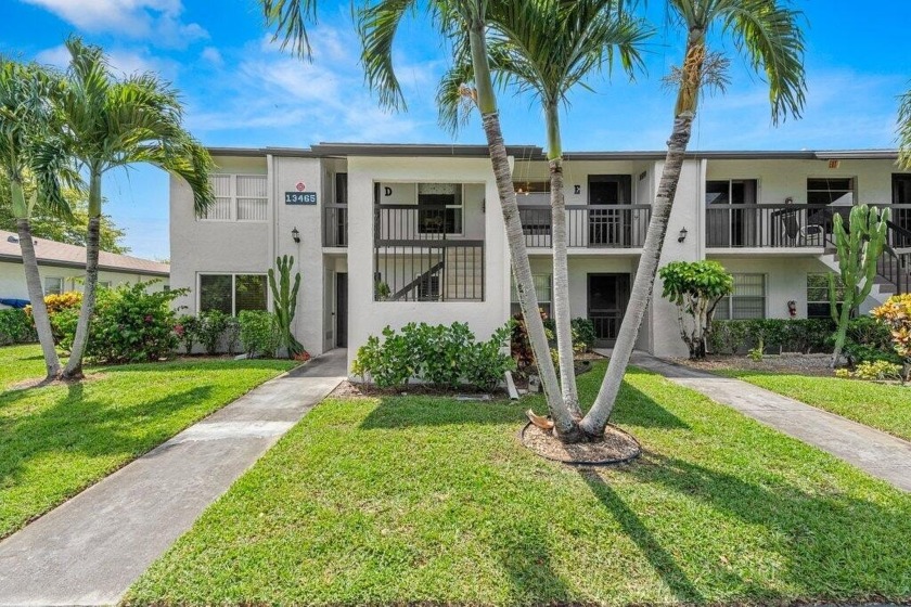 Best Location at Palm Greens! 2bed 2bath s. Enjoy a large open - Beach Condo for sale in Delray Beach, Florida on Beachhouse.com