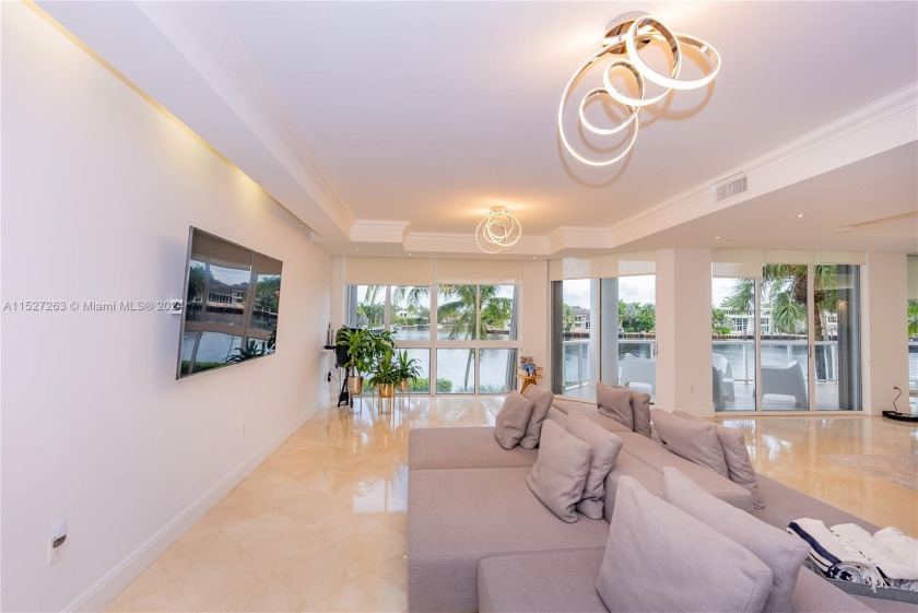 Do you want to see real dolphins and manatees from your window? - Beach Condo for sale in Aventura, Florida on Beachhouse.com