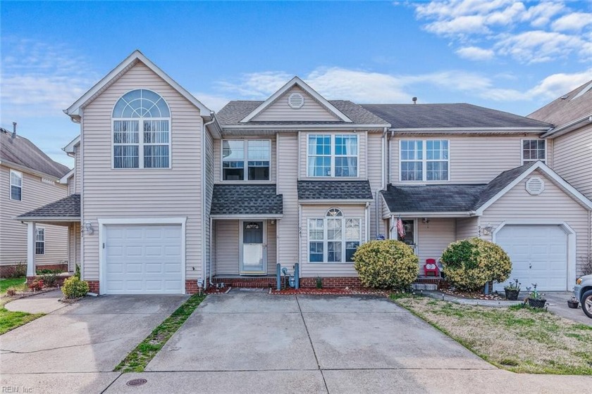 Don't miss out on your opportunity to get this deal!! - Beach Townhome/Townhouse for sale in Hampton, Virginia on Beachhouse.com