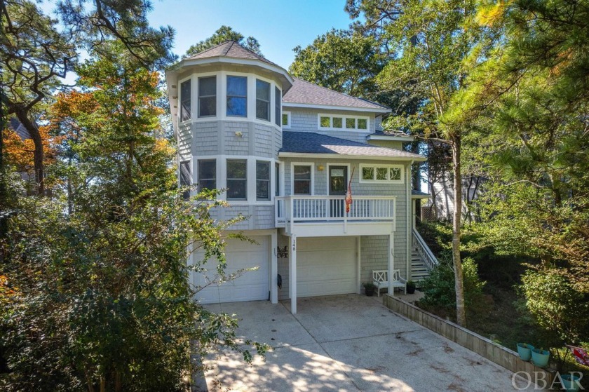 SOUNDFRONT FOREVER VIEWS!  You're gonna love this spacious - Beach Home for sale in Kill Devil Hills, North Carolina on Beachhouse.com