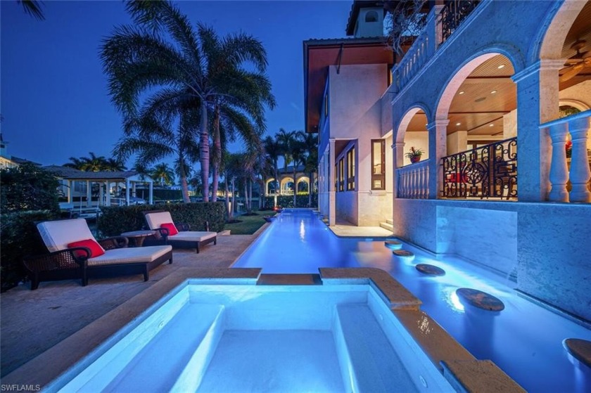GORGEOUS! One of a kind! COVETED CUT IN BOAT SLIP with a power - Beach Home for sale in Naples, Florida on Beachhouse.com
