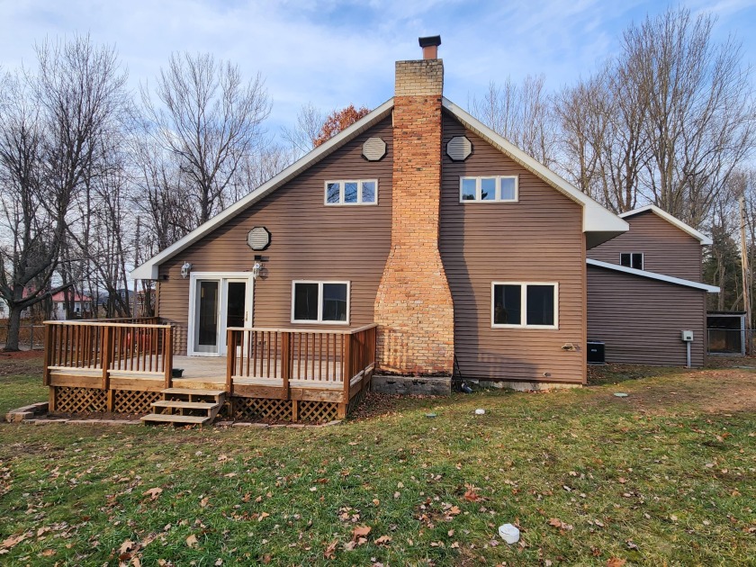 MOTIVATED SELLER! Check this 3 bedroom 1 bath home with an extra - Beach Home for sale in Sault Sainte Marie, Michigan on Beachhouse.com