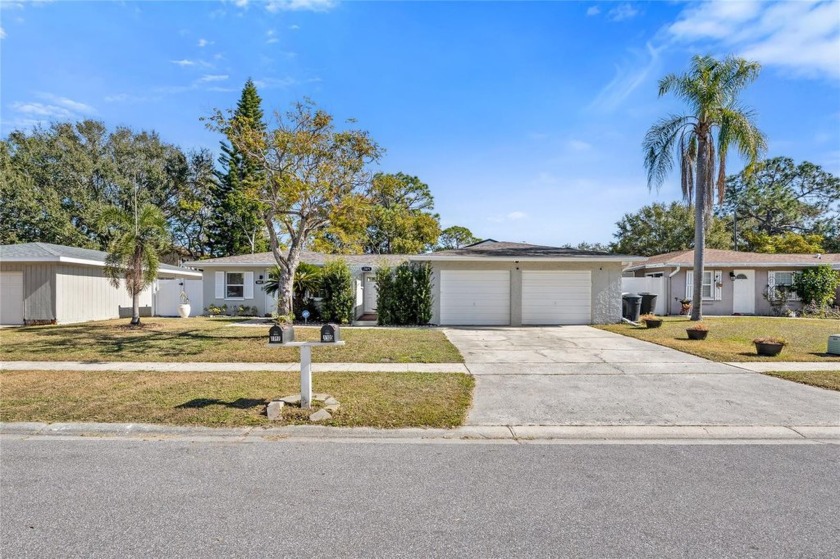 RARE FIND Duplex with Pool - Prime Clearwater Investment - Beach Townhome/Townhouse for sale in Clearwater, Florida on Beachhouse.com