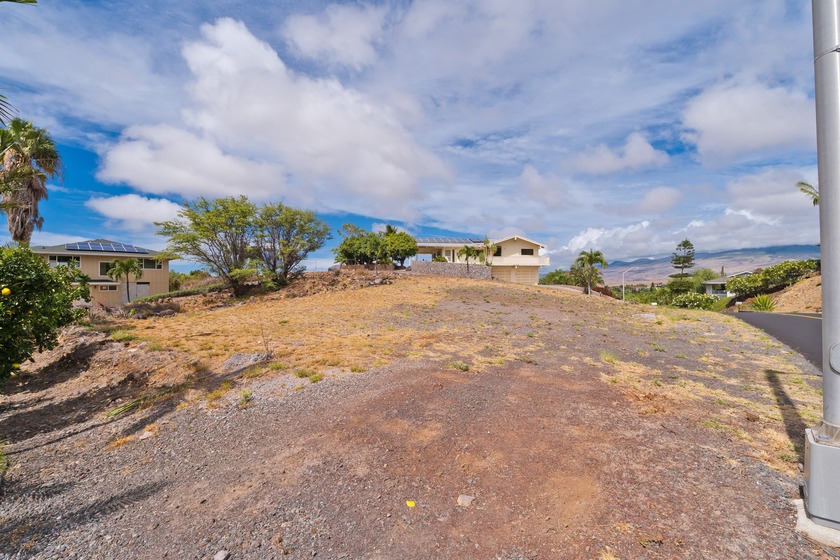 It's time to build your new home. This gently sloped lot has - Beach Lot for sale in Waikoloa, Hawaii on Beachhouse.com