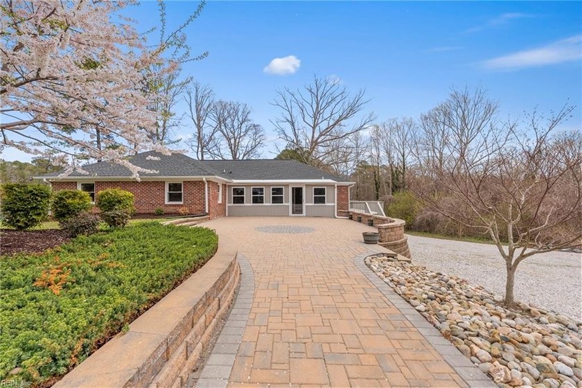 If you've been looking for 8+ acres with pond access in a - Beach Home for sale in Williamsburg, Virginia on Beachhouse.com