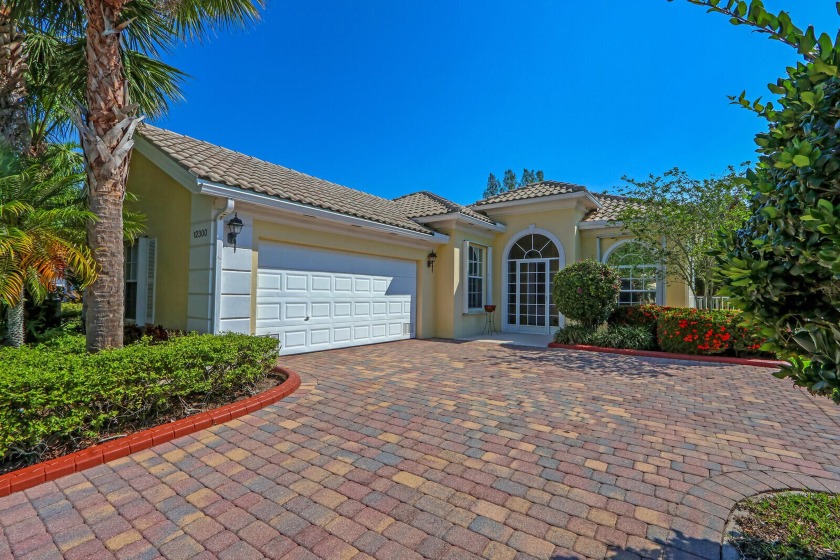 Come see this beautiful well maintained home on an extended - Beach Home for sale in Port Saint Lucie, Florida on Beachhouse.com