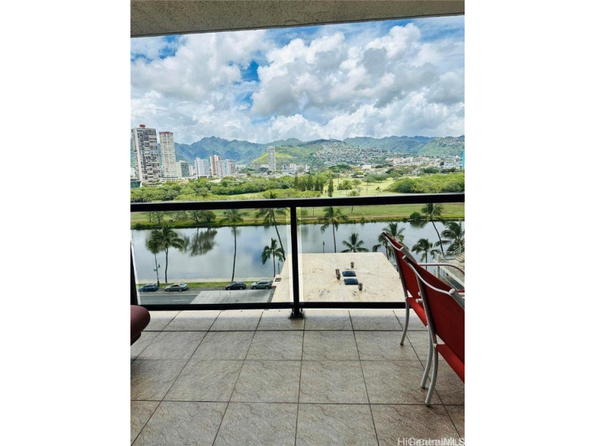 World famous Waikiki near International Marketplace and the - Beach Condo for sale in Honolulu, Hawaii on Beachhouse.com