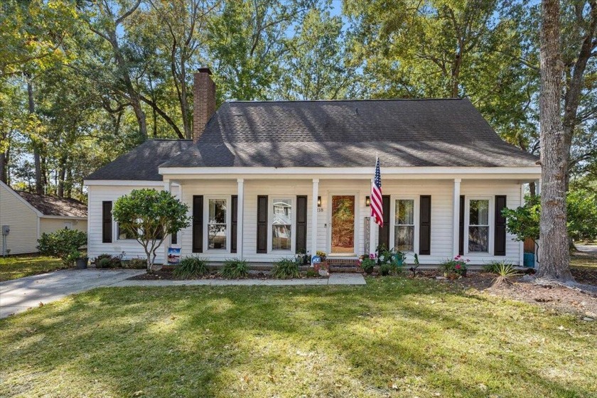 Step into this beautifully renovated home in the sought-after - Beach Home for sale in North Charleston, South Carolina on Beachhouse.com