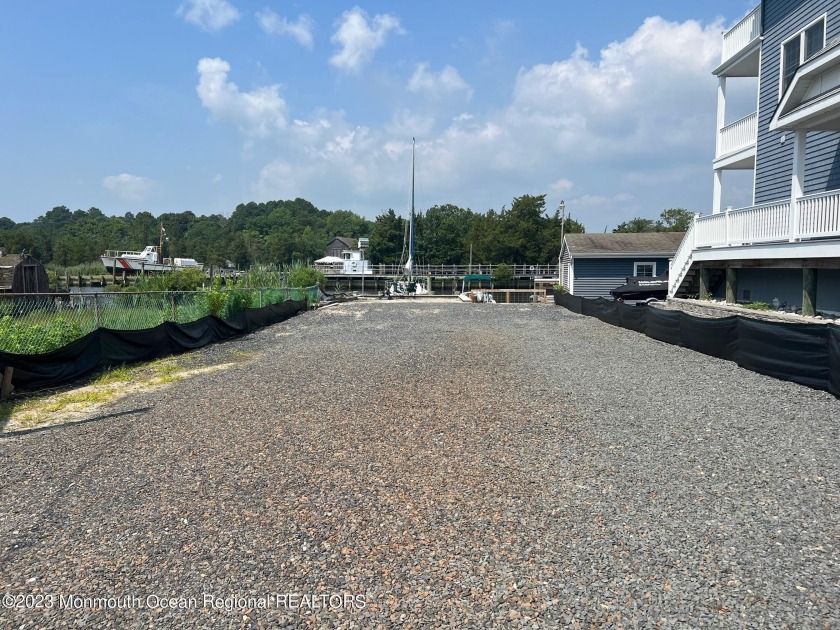 Beautiful buildable waterfront lot overlooking Tuckerton Creek! - Beach Lot for sale in Tuckerton, New Jersey on Beachhouse.com