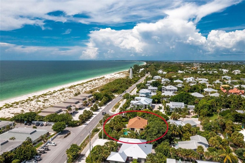 Open, airy, cheery and sunny are just a few ways to describe - Beach Home for sale in Boca Grande, Florida on Beachhouse.com