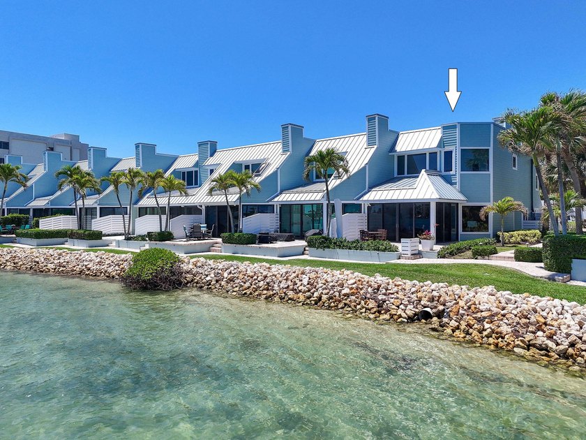 Experience exceptional waterfront living at Scrimshaw on the Bay - Beach Townhome/Townhouse for sale in Jupiter, Florida on Beachhouse.com