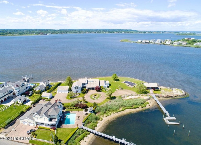 Luxurious Waterfront Living on a Secluded Peninsula an - Beach Home for sale in Oceanport, New Jersey on Beachhouse.com