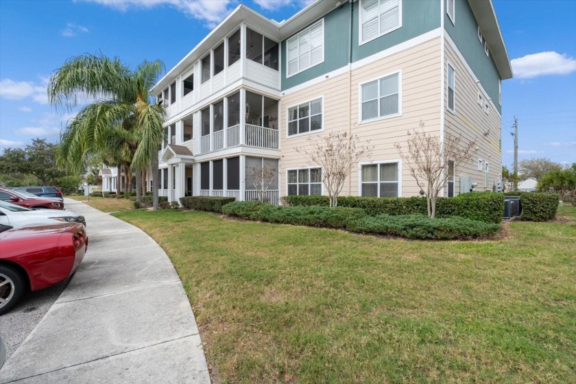 COMPLETELY UPDATED AND 4 MILES TO THE BEACH!!! This condo is a - Beach Condo for sale in Bradenton, Florida on Beachhouse.com
