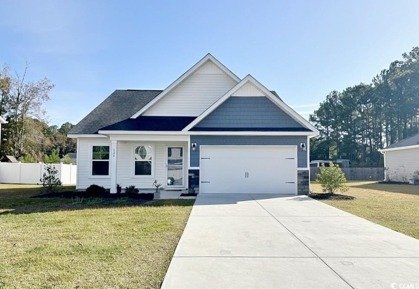 Beautiful three bedrooms, two full bathrooms, and one half - Beach Home for sale in Longs, South Carolina on Beachhouse.com