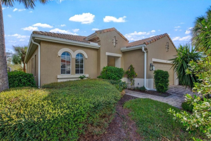 One or more photo(s) has been virtually staged. Welcome to a - Beach Home for sale in Venice, Florida on Beachhouse.com