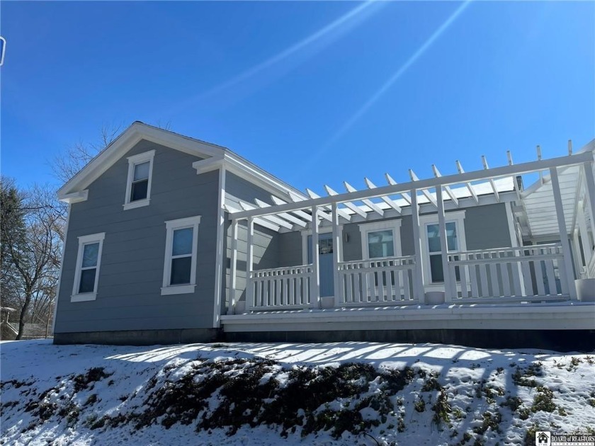 A rare find! This 1560 sq. ft. 3 bed room, with office alcove - Beach Home for sale in Westfield, New York on Beachhouse.com