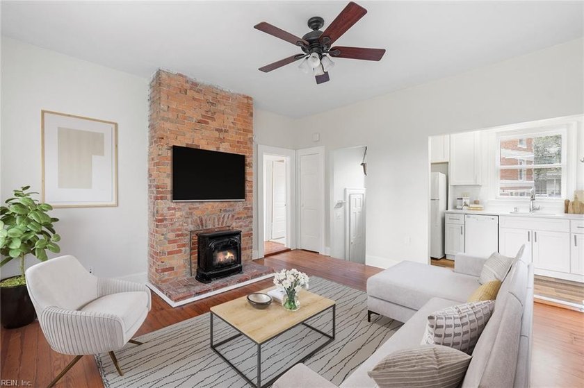 Discover the charm of this one-bedroom, one-bath condo located - Beach Condo for sale in Norfolk, Virginia on Beachhouse.com