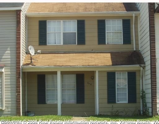 Tenant occupied. Make an offer. As-is Owner to make no repairs - Beach Townhome/Townhouse for sale in Virginia Beach, Virginia on Beachhouse.com