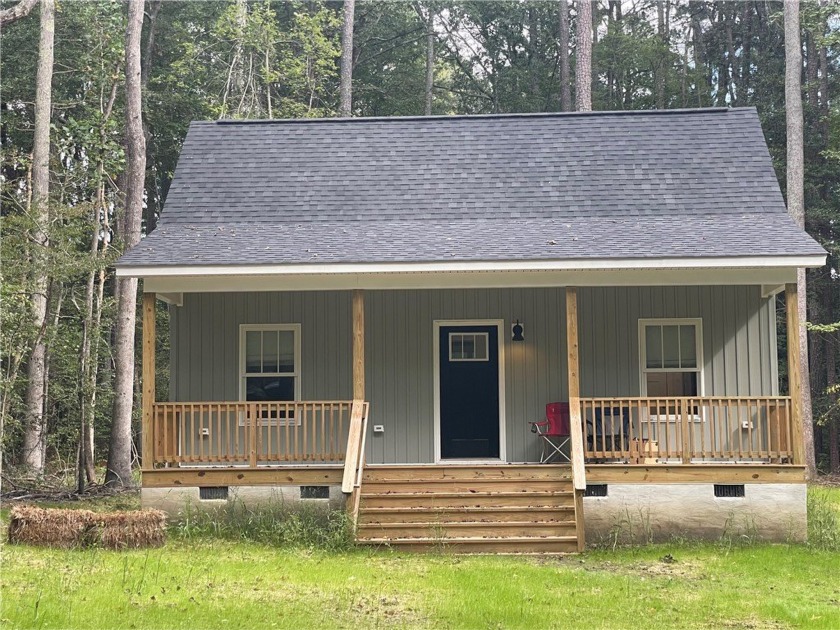 SELLER IS OFFERING DOWNPAYMENT ASSISTANCE OR CLOSING COST - Beach Home for sale in Hartfield, Virginia on Beachhouse.com