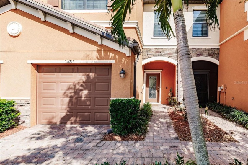 Under contract-accepting backup offers. Beautiful, FULLY - Beach Townhome/Townhouse for sale in Venice, Florida on Beachhouse.com