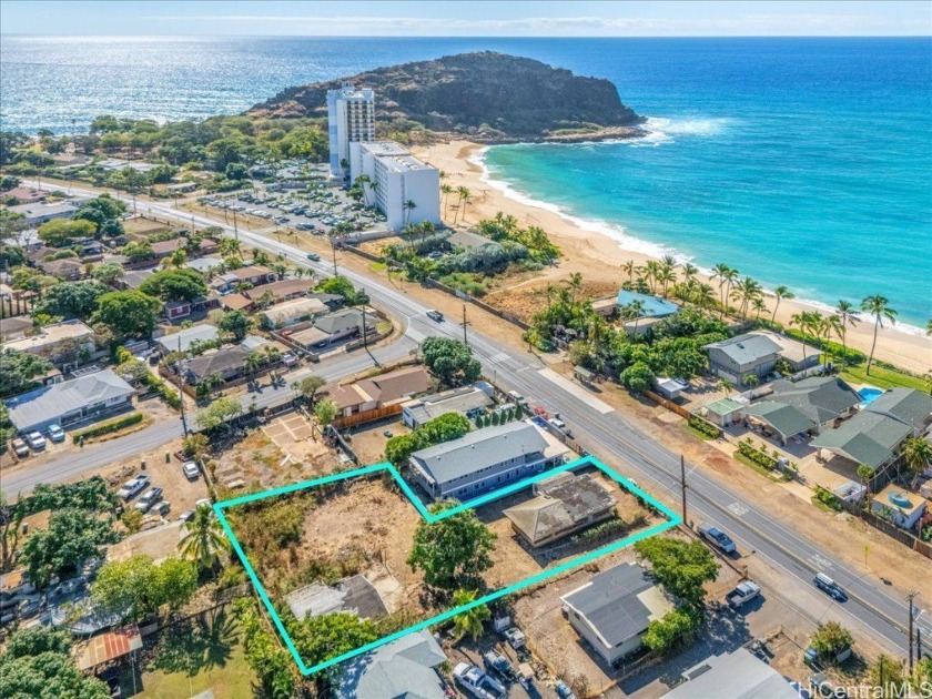 **Attention Investors, Developers, and Contractors!** Seize this - Beach Home for sale in Waianae, Hawaii on Beachhouse.com