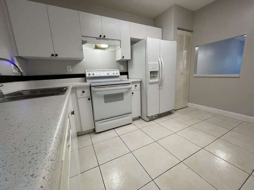 Welcome to your dream home at 2967 Riverside Dr, Coral Springs! - Beach Condo for sale in Coral Springs, Florida on Beachhouse.com