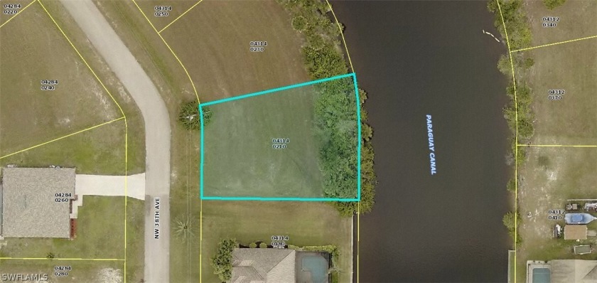 Home building site with 1 bridge gulf access on 125 foot +/- - Beach Lot for sale in Cape Coral, Florida on Beachhouse.com