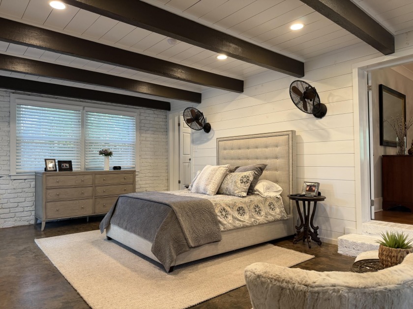 In the heart of James Island, this 1950's reborn modern ranch - Beach Home for sale in Charleston, South Carolina on Beachhouse.com