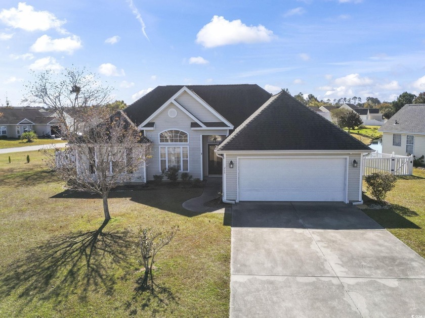 Welcome Home! Perfectly situated in the highly desirable - Beach Home for sale in Myrtle Beach, South Carolina on Beachhouse.com
