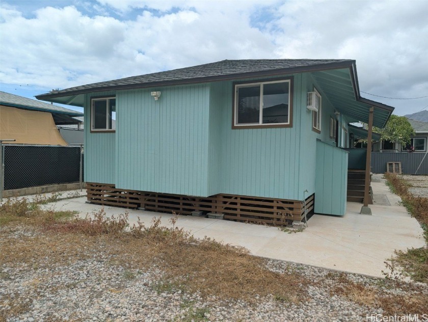 New multifamily listing! A nice property for extended family or - Beach Townhome/Townhouse for sale in Waianae, Hawaii on Beachhouse.com