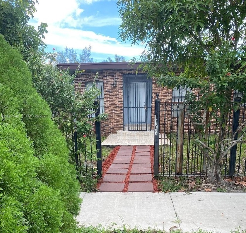 This charming single-family home is located in unincorporated - Beach Home for sale in Miami, Florida on Beachhouse.com