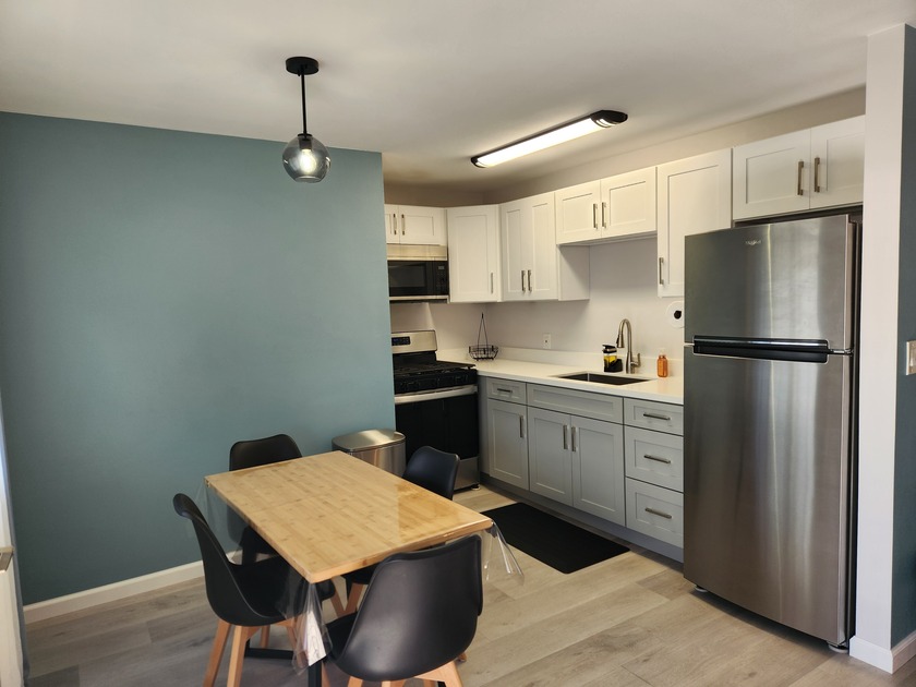 Arguably the nicest unit in the entire complex. If you're - Beach Condo for sale in Hilo, Hawaii on Beachhouse.com