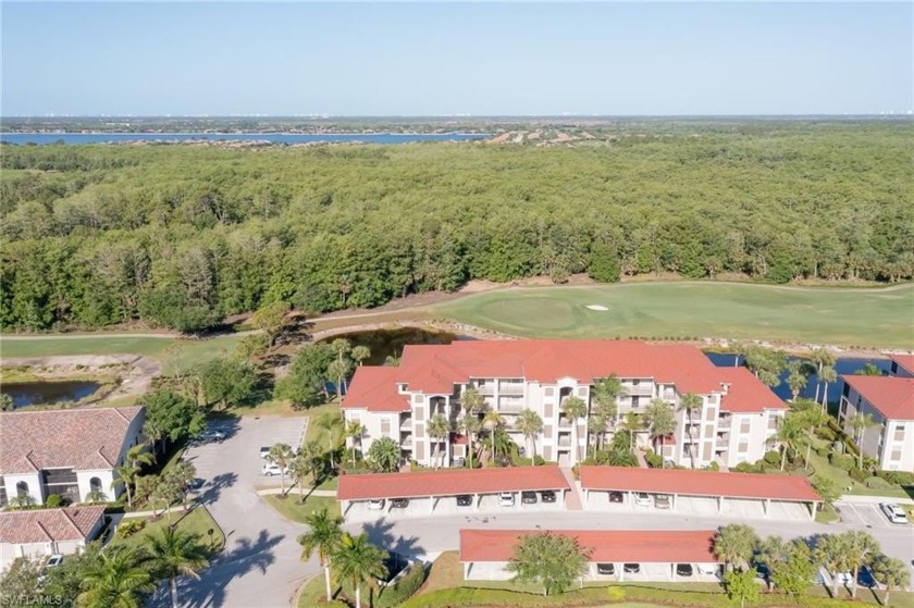 This updated fully-furnished, turnkey BROOKSIDE Model condo has - Beach Home for sale in Naples, Florida on Beachhouse.com