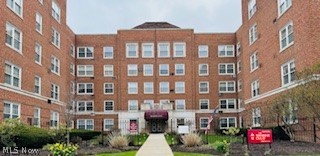Welcome home to this amazing, spacious, and newly renovated - Beach Condo for sale in Shaker Heights, Ohio on Beachhouse.com