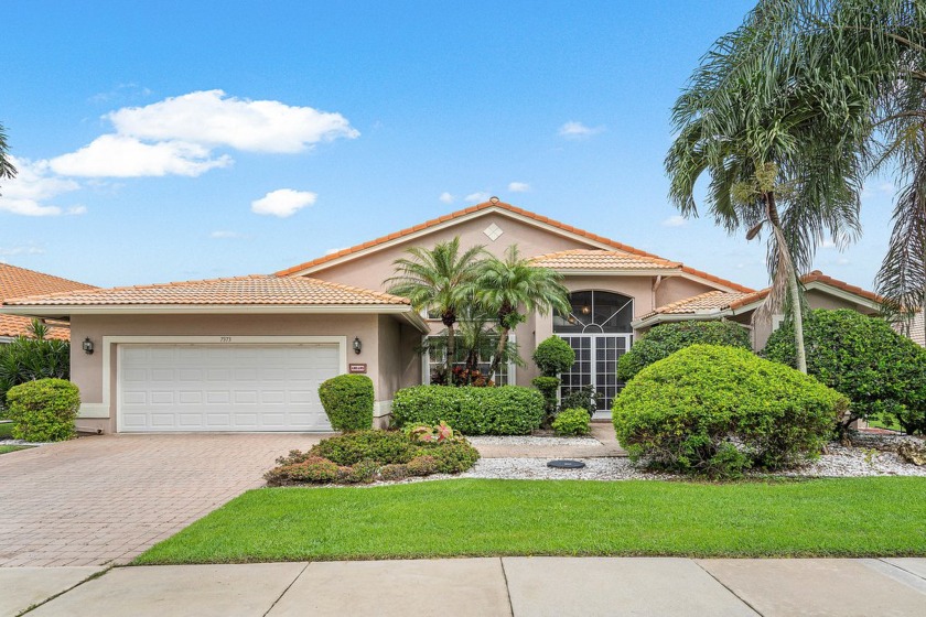 STUNNING LAKEVIEWS from this  3 Bedroom PLUS DEN / 2.5  Bathroom - Beach Home for sale in Boynton Beach, Florida on Beachhouse.com