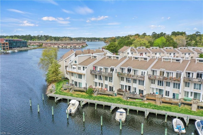 Welcome to the epitome of comfort and sophistication at this - Beach Townhome/Townhouse for sale in Virginia Beach, Virginia on Beachhouse.com
