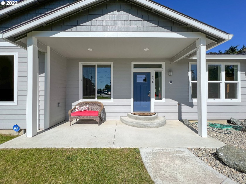 Motivated Seller-Military Relocation. Gorgeous Bandon by the Sea - Beach Home for sale in Bandon, Oregon on Beachhouse.com