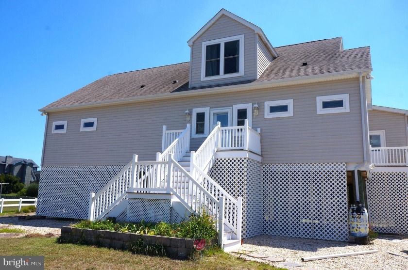 NEW PRICE and recently refreshed rooms with neutral palette - Beach Home for sale in Ocean View, Delaware on Beachhouse.com