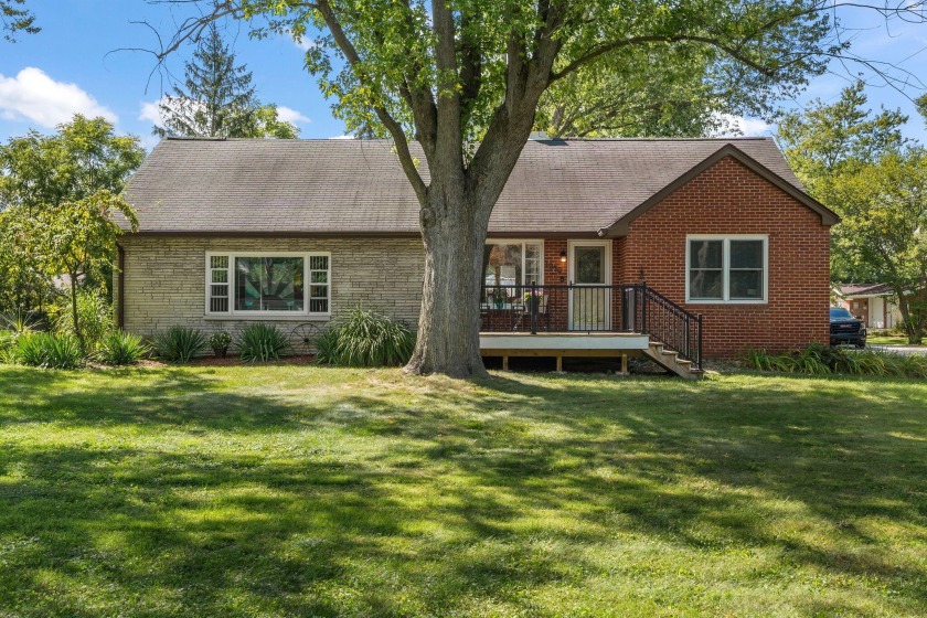 Motivated seller! Well-maintained 2-3 bedroom 1.5 bath brick - Beach Home for sale in Porter, Indiana on Beachhouse.com