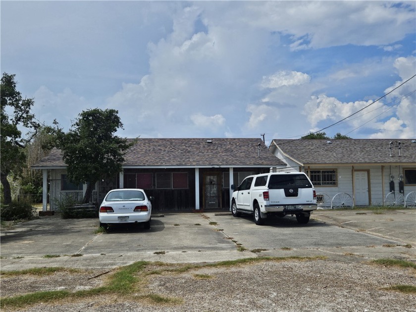 Prime Commercial Location situated on over 1.3 acres! With - Beach Commercial for sale in Rockport, Texas on Beachhouse.com