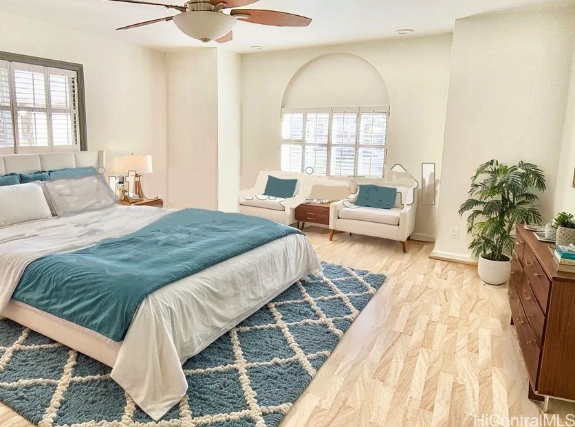 Live smart in Makiki! This spacious 5-bedroom, 3-bath home is - Beach Acreage for sale in Honolulu, Hawaii on Beachhouse.com