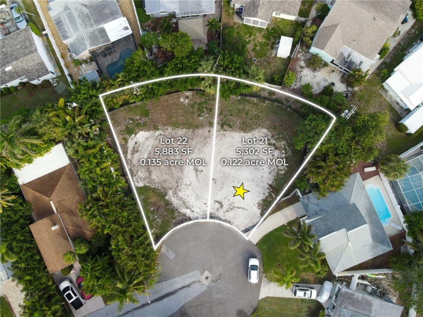 Generously sized lot in beautiful Redington Beach, located on a - Beach Lot for sale in Redington Beach, Florida on Beachhouse.com