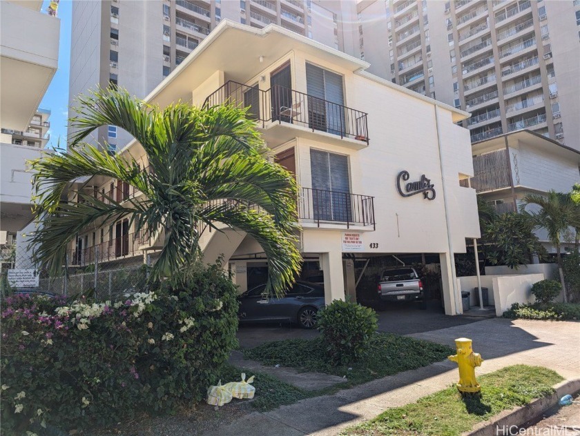 Well maintained multi-family investment opportunity in Waikiki! - Beach Lot for sale in Honolulu, Hawaii on Beachhouse.com