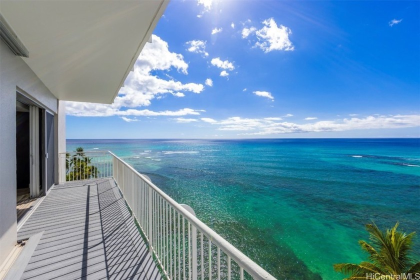 Tucked away along Diamond Head's Gold Coast, Diamond Head - Beach Condo for sale in Honolulu, Hawaii on Beachhouse.com