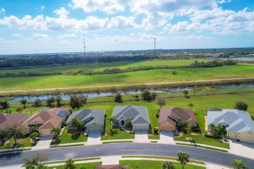 Stunning three-bedroom plus den/office, two-bath, two-car garage - Beach Home for sale in Punta Gorda, Florida on Beachhouse.com