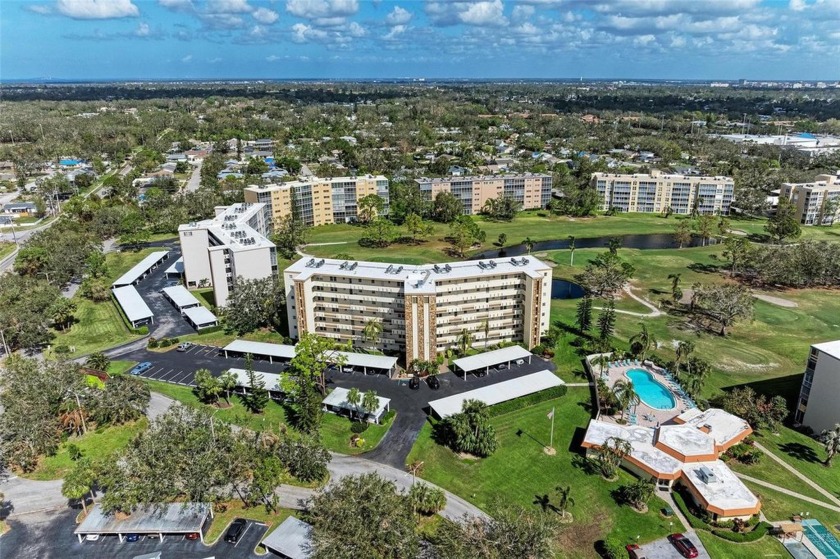 Welcome to this maintenance free 7th floor condo in the - Beach Condo for sale in Bradenton, Florida on Beachhouse.com