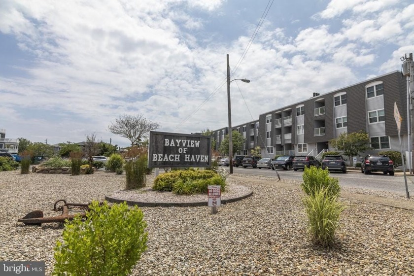 Beautifully renovated 2 bedroom, 2 bath condo in Bayview at - Beach Home for sale in Beach Haven, New Jersey on Beachhouse.com